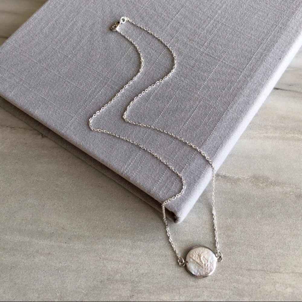 ❗️LAST❗️Silver Baroque Natural Pearl Necklace - Picture 6 of 8